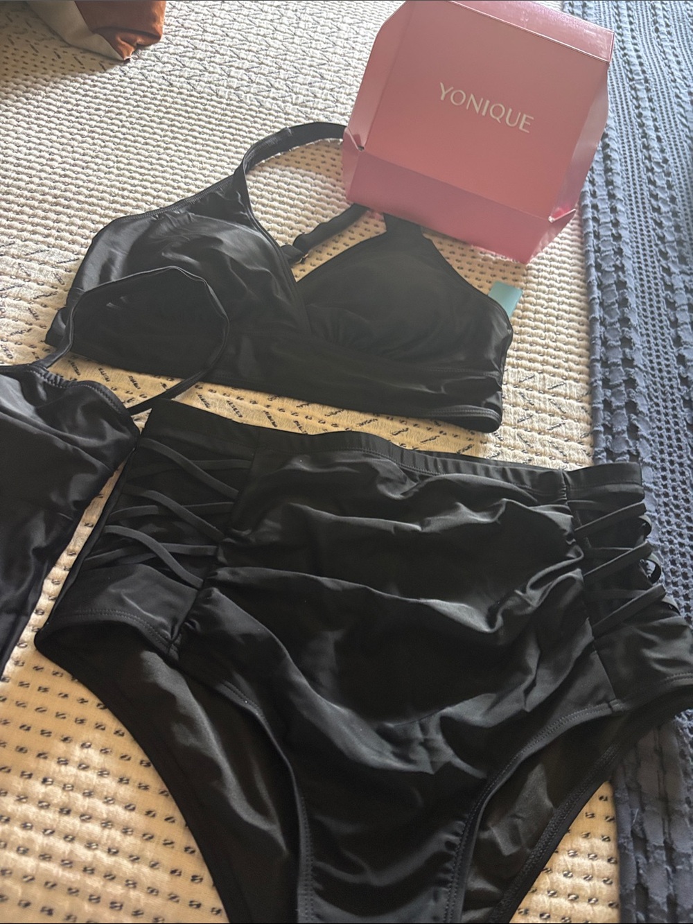 Younique Black Strappy High-Waist Bikini
